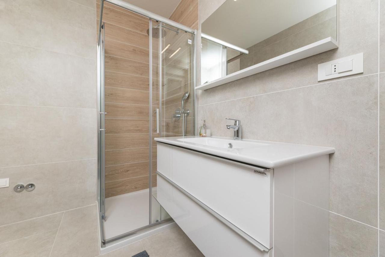 Apartments Sucic 2 Соліне Екстер'єр фото