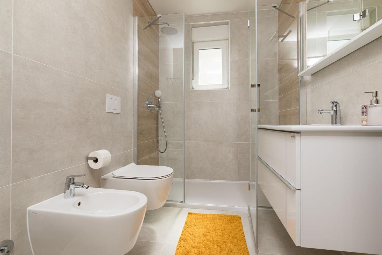 Apartments Sucic 2 Соліне Екстер'єр фото